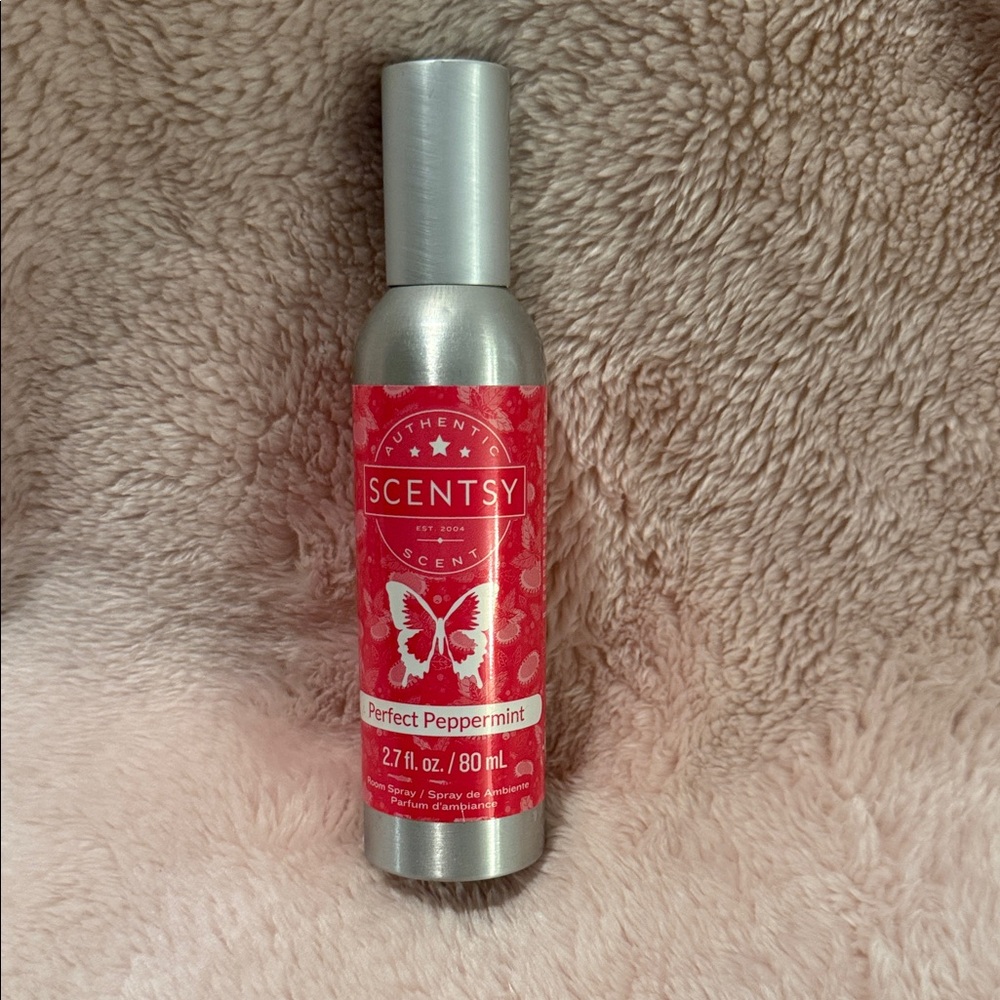 Scentsy Peppermint Spray with Red and Silver Design